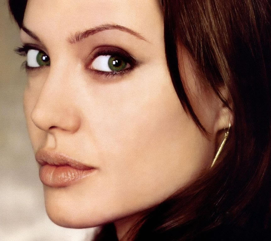 Angelina Jolie     